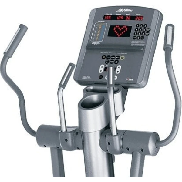 The Life Fitness 95Xi Elliptical Crosstrainer - Image 2
