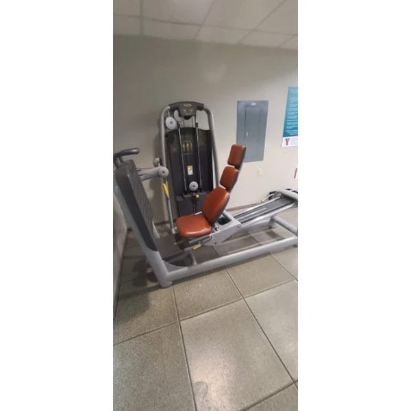 Technogym 16 Piece Circuit - Image 9